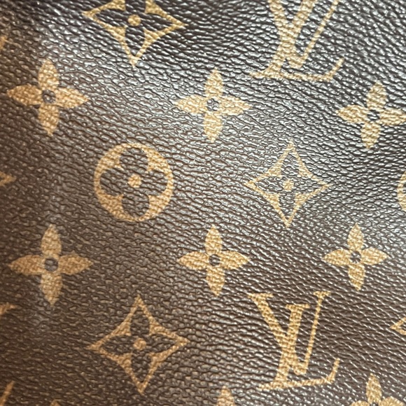 Louis Vuitton Graceful MM - Picture 12 of 15